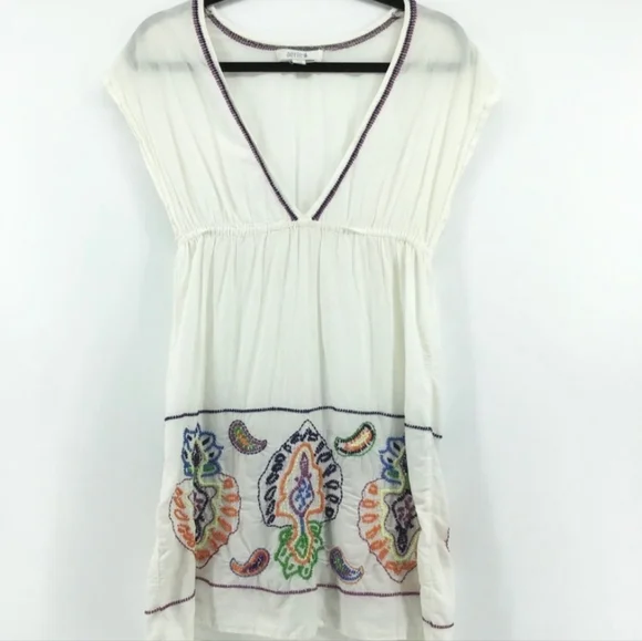 Aerie Cute Tunic. Embroidered boho/shirk. Adorable. Size Medium. - Picture 8 of 8